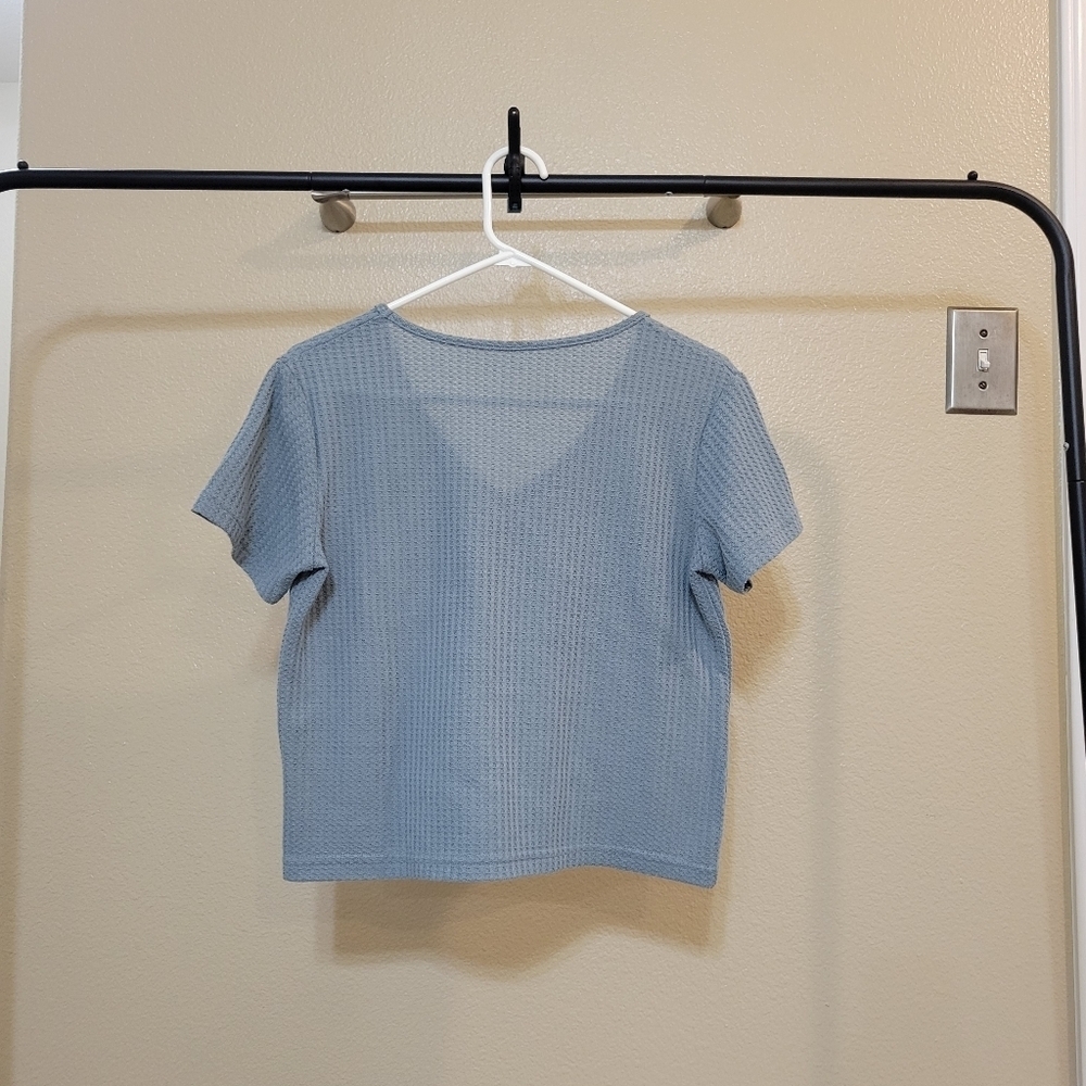 SHEIN Women Waffle Knit Boxy V Neck Solid Tee Size XS - Picture 2 of 4